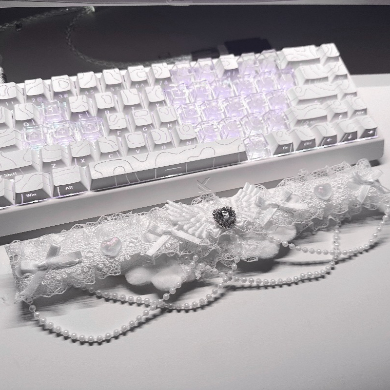 Ali d'Angelo in Pizzo Bianco F - Desk Setup Diy recensione e prezzo