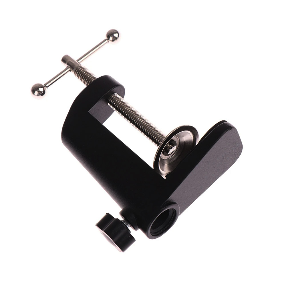 Morsetto per montaggio su tavo - Monitor Arm Clamp recensione e prezzo